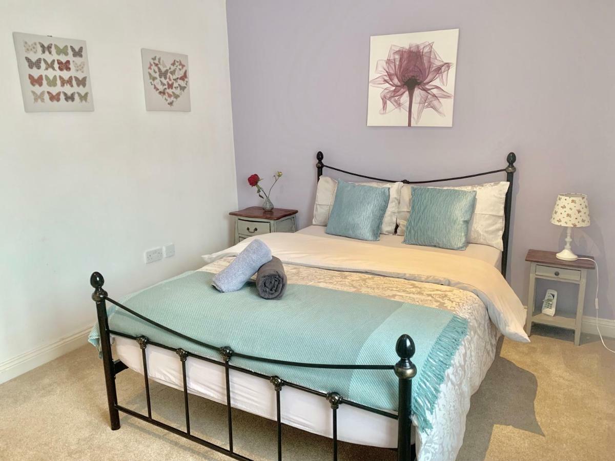 Lahnstein Court Apartman Kettering Kültér fotó